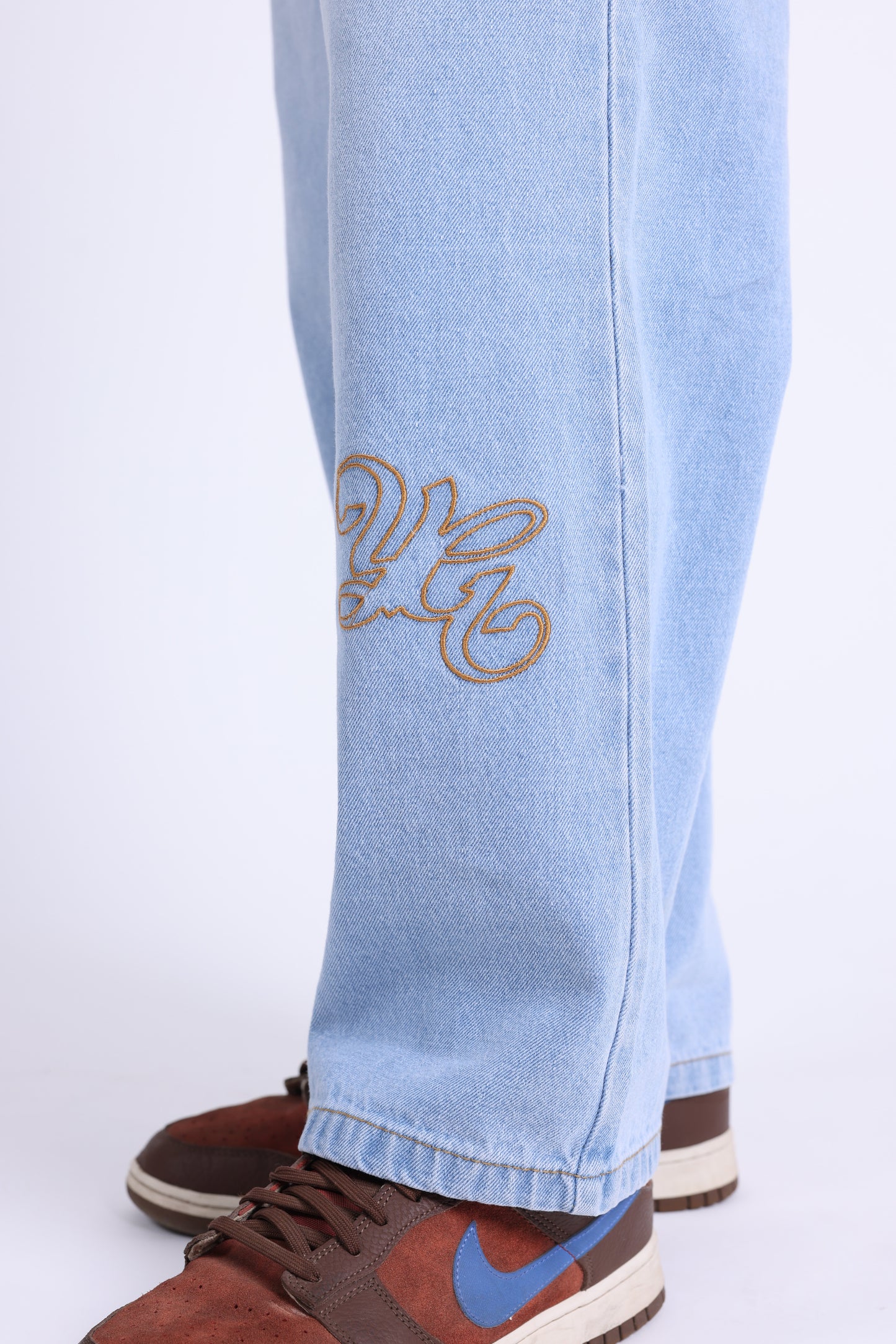 WIDE-LEG DENIM PANTS