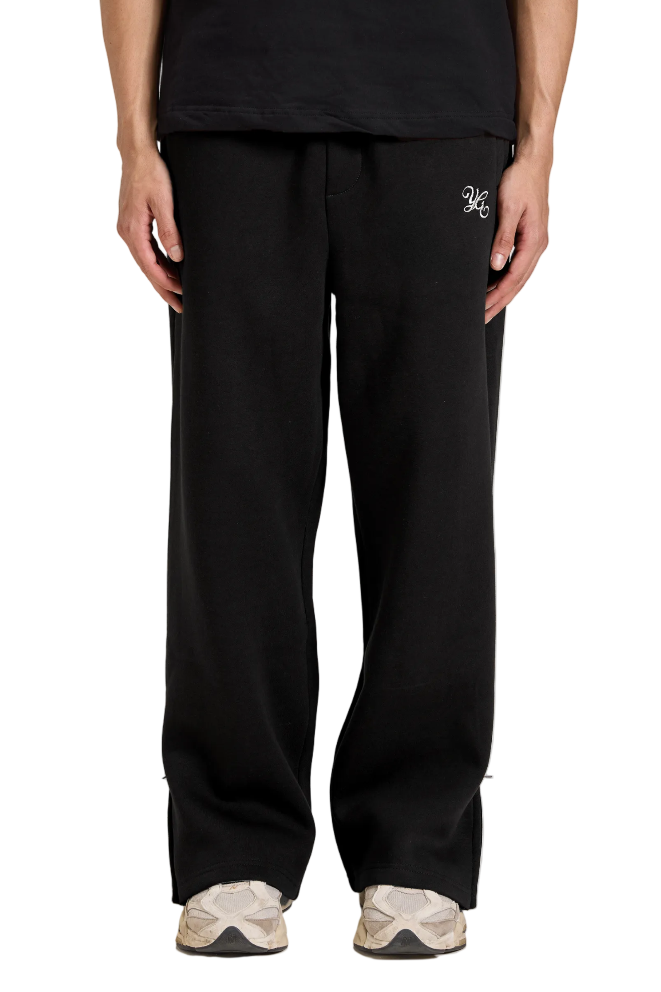 FLARED SWEATPANTS - BLACK