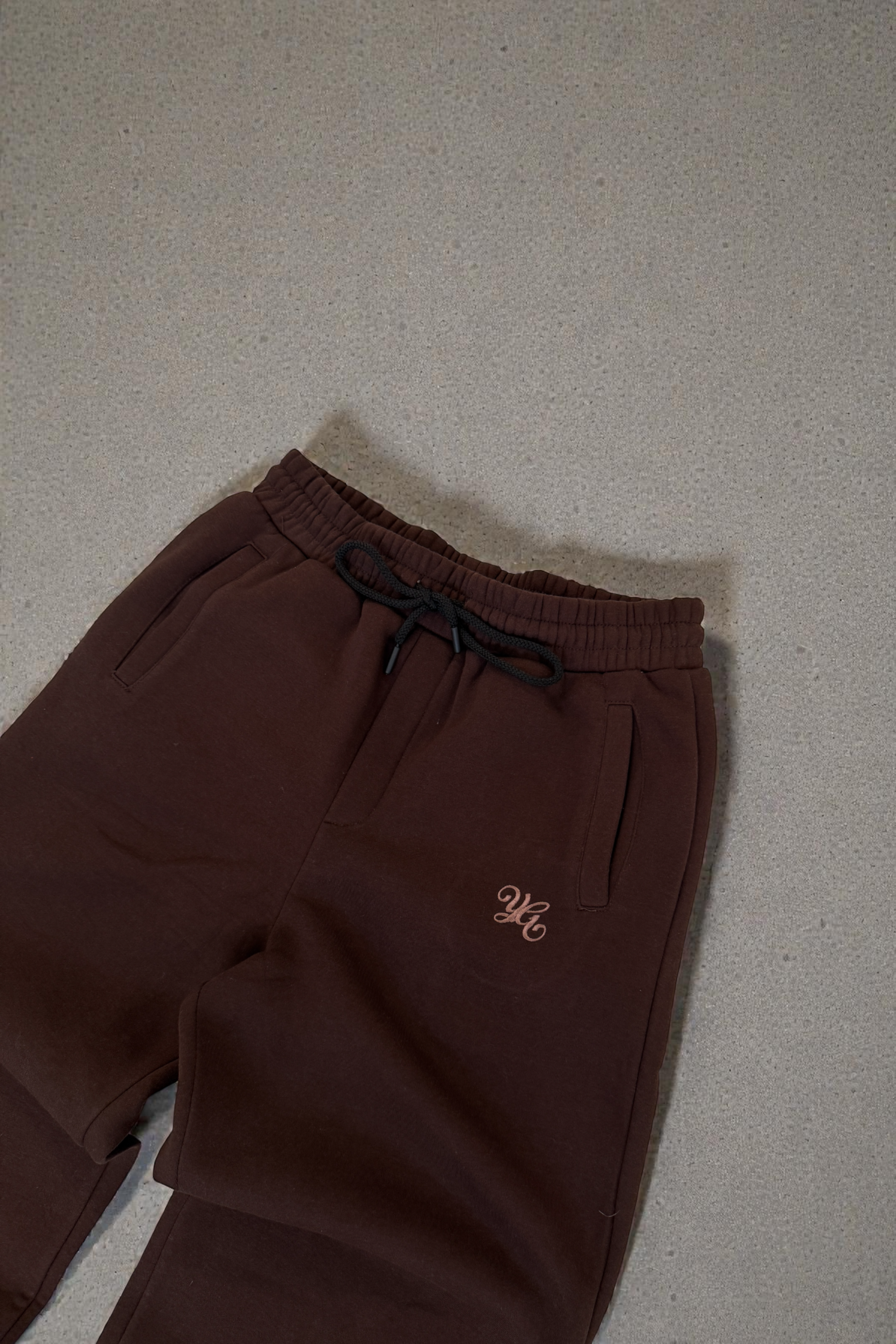 FLARED SWEATPANTS - MOCHA
