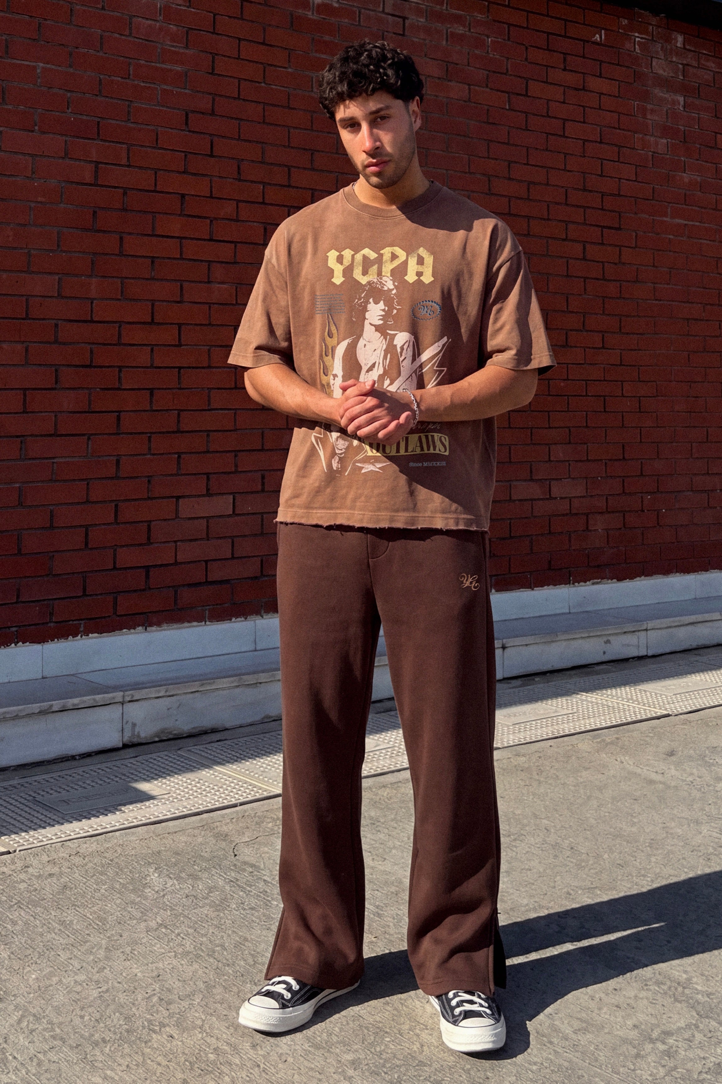 FLARED SWEATPANTS - MOCHA