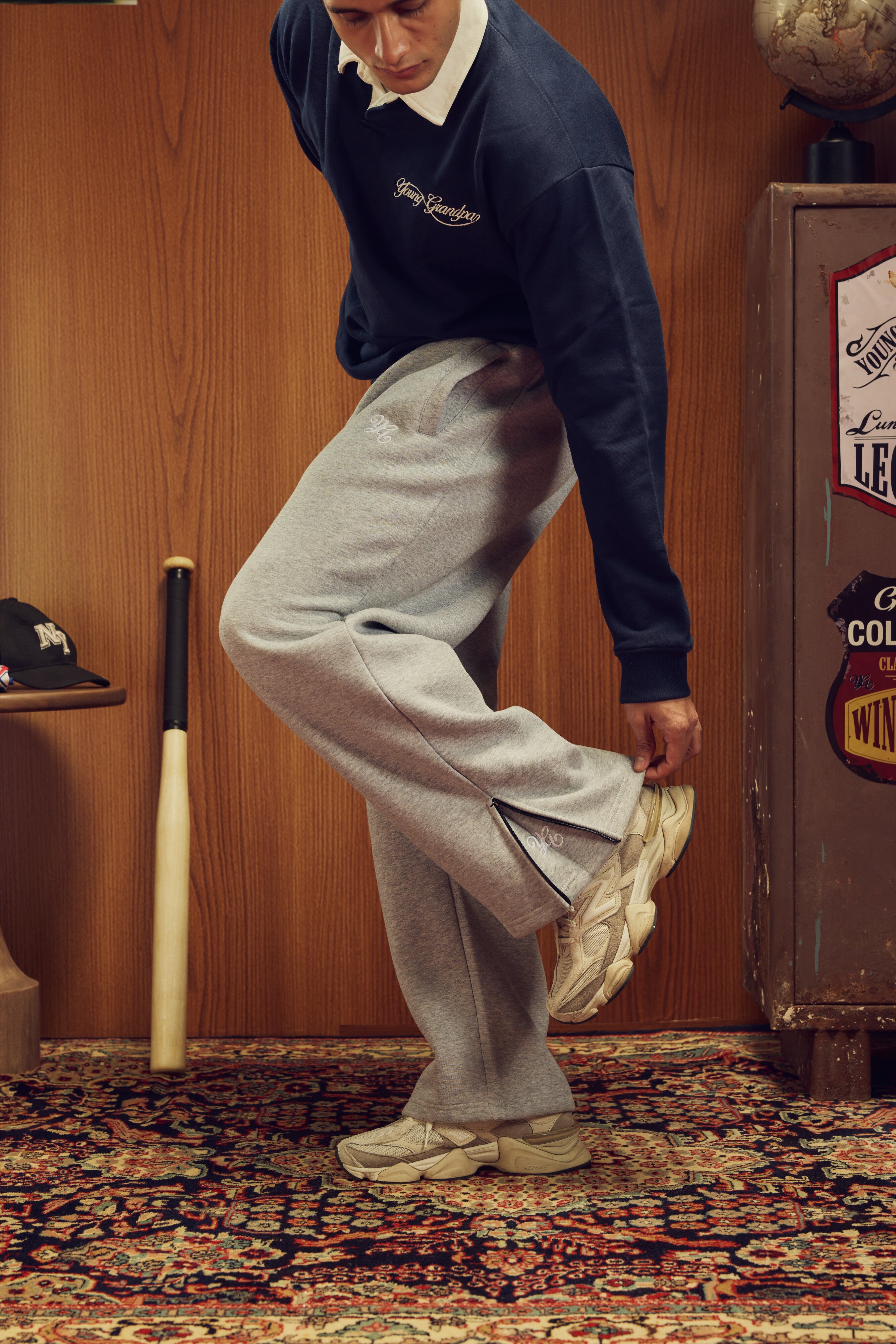 FLARED SWEATPANTS - GREY